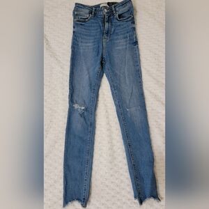 Zara Woman Distressed Blue Skinny Jeans with Size 2